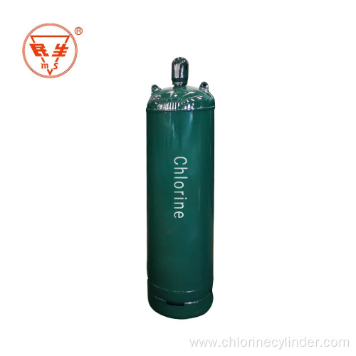 Different sizes empty liquid chlorine cylinders